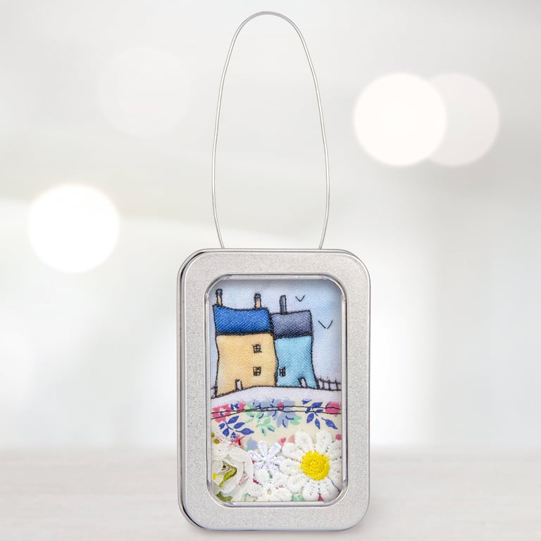 A little tin of country cottages, ornamet, textile art, gift