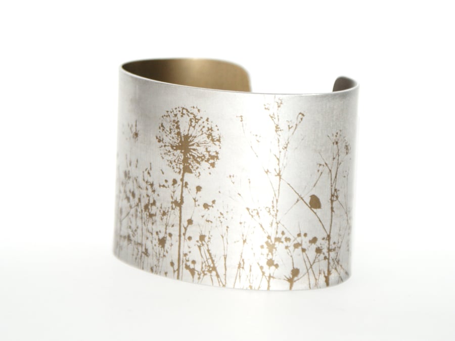 Spring hedgerow cuff