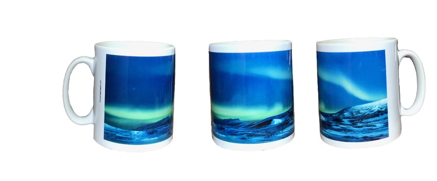 Northern lights photography mug. Northern Lights gifts for Birthday or Christmas