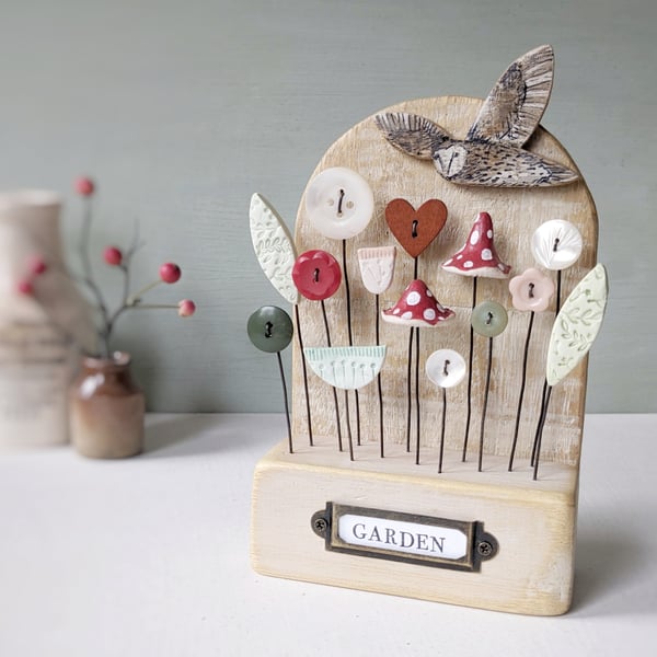 Wildlife Garden with Owl in Wood and Clay