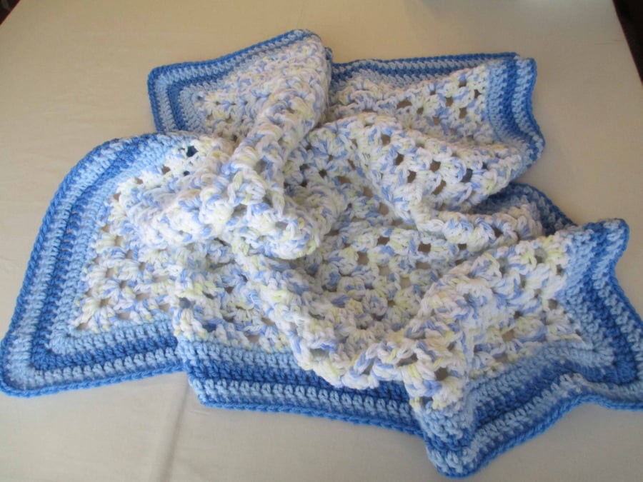 Chunky Crochet Baby Blanket