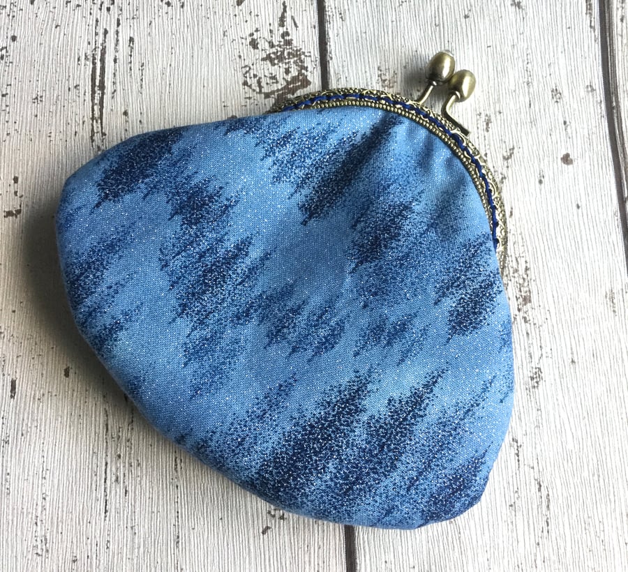 Blue Forest Themed Clasp Coin Purse