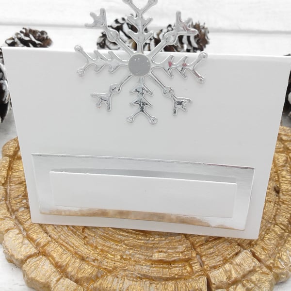 Christmas place settings. Set of 10 luxury snowflake place cards. White & silver