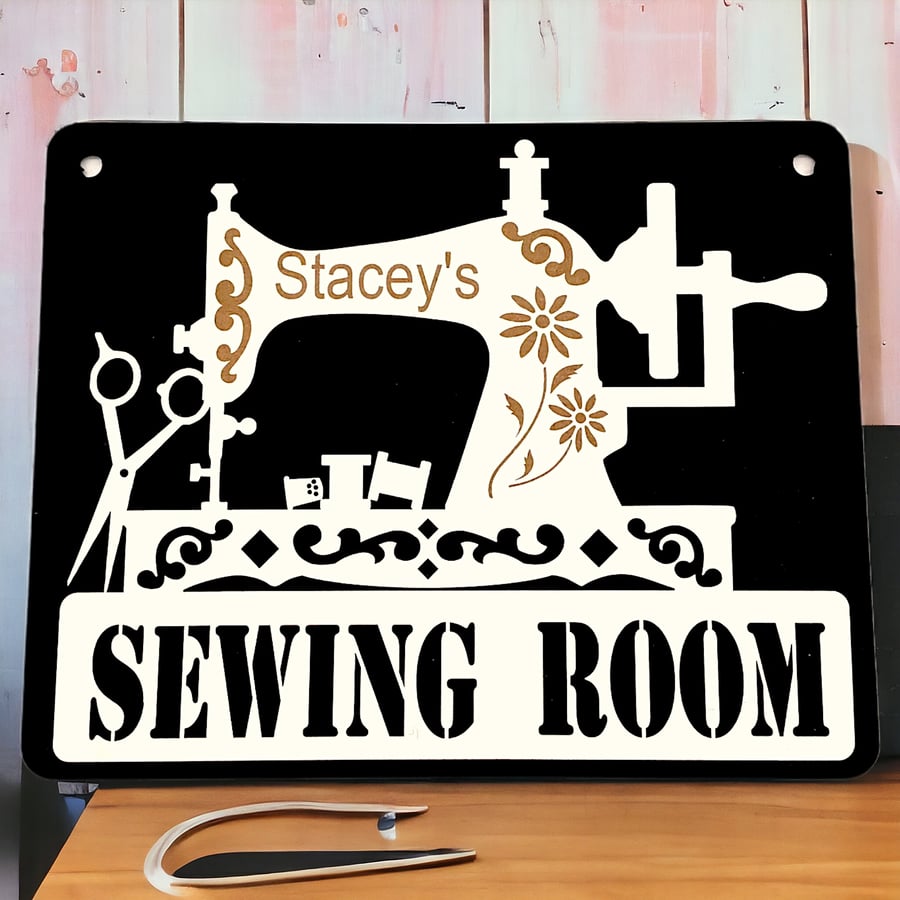 Vintage-Inspired Sewing Room Personalized Wooden Sign - Charming Home Decoration