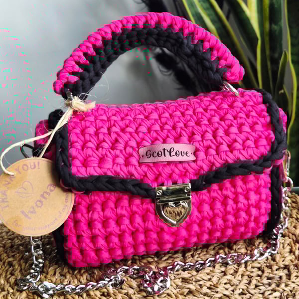 Small crochet handbag