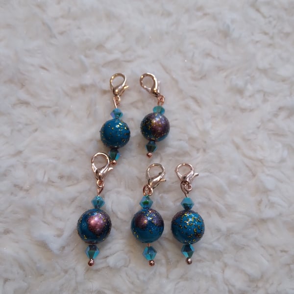 ChrissieCraft pack of 5 blue glass beaded rose-gold STITCHMARKERS