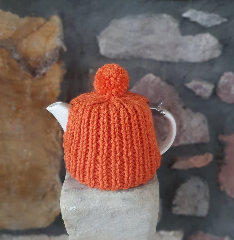 Vegan Tea Cosy Suki, For Life, Stump 2 Cup Tea Pot Compatible 100% Acrylic      