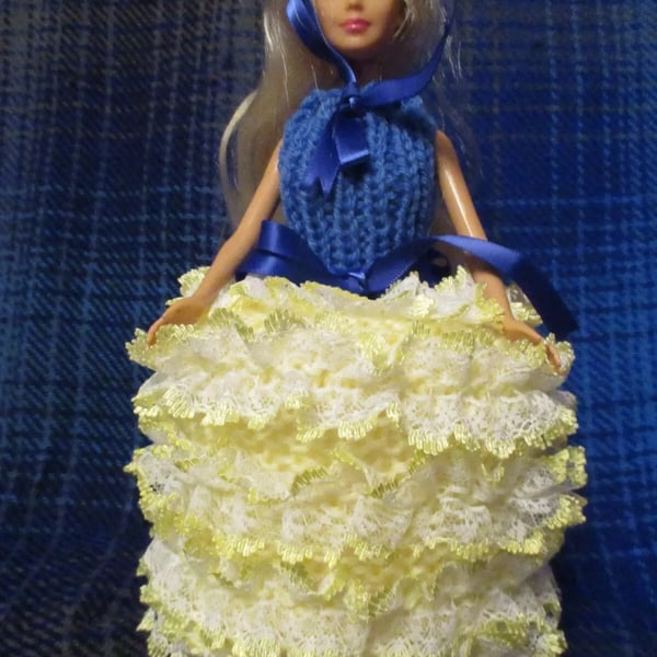Hand Knitted Ukranian Dancer Doll Spare Toilet Roll Cover