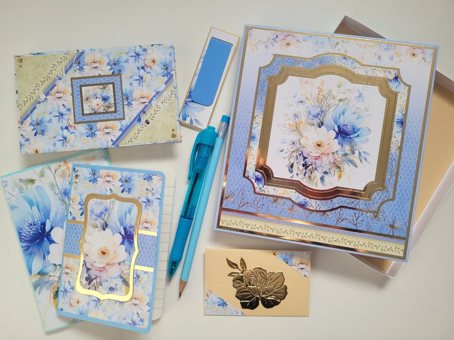 Luxury Blue Floral Stationery Gift Set – Incl Notebooks, Pen and Gold Stickers