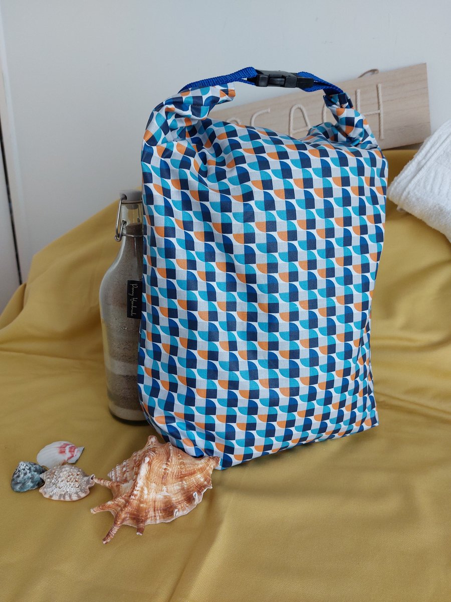 XL blue retro print drybag