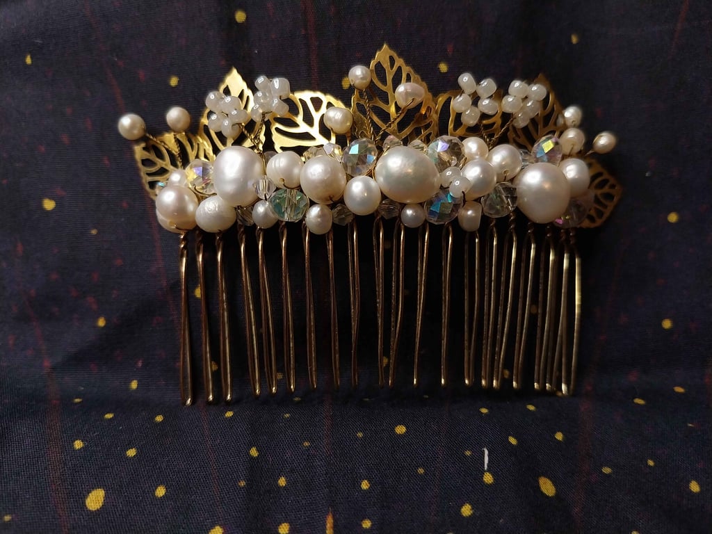 Autumn themed pearl hair comb, 