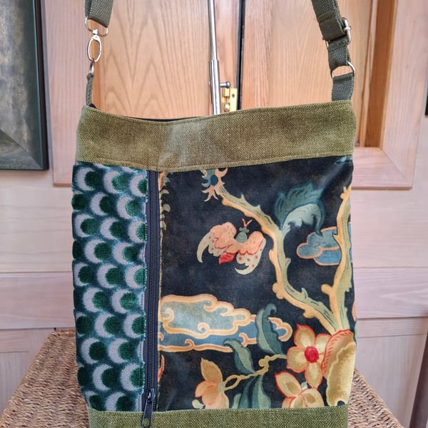 Green velvet patch bag