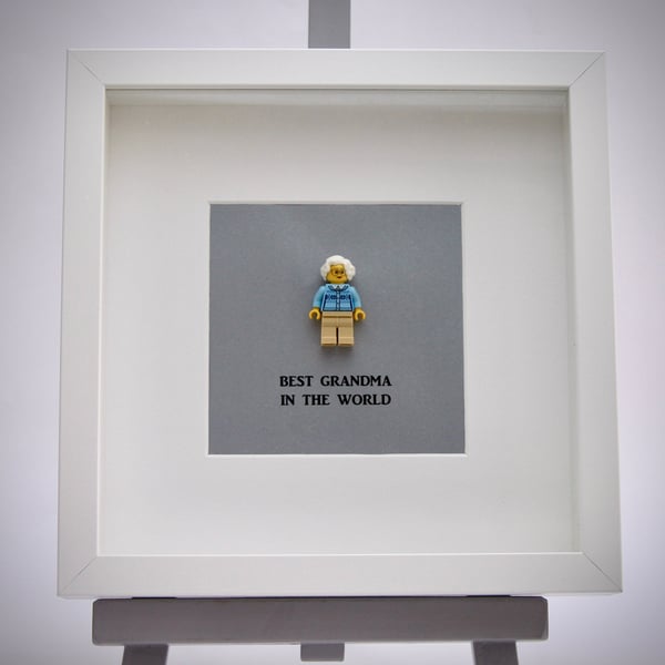 Best Grandma In The World mini Figure frame.