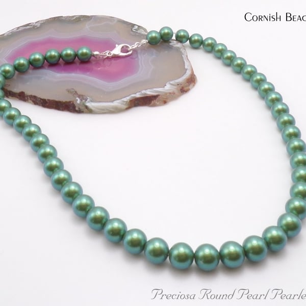 Preciosa Green Pearl Effect Beads Necklace 8mm. - FREE UK P&P