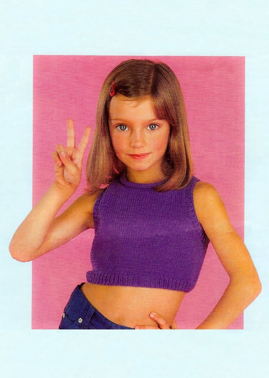 VINTAGE KNITTING PATTERN Girls Cropped Top