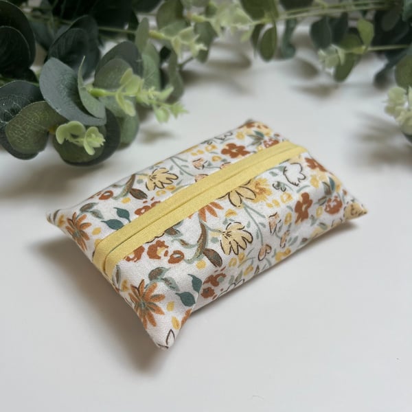 Tissue Holder: Yellow Floral