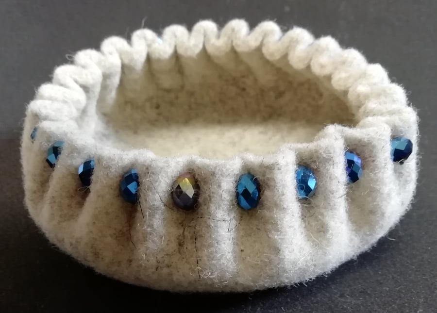 Felt Basket, with crystals, wool, hand made, keys, non scratch, gift, ornament,