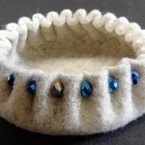 Felt Basket, with crystals, wool, hand made, keys, non scratch, gift, ornament,