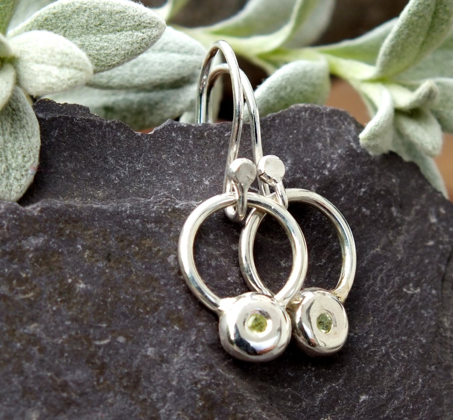 Silver dangle earrings,dangle earrings, silver peridot earrings