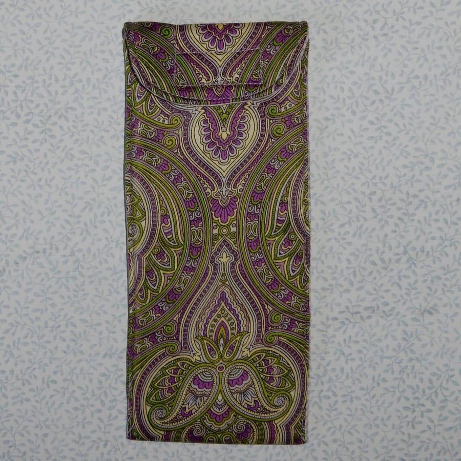 Glasses case - Traditional print green and lilac