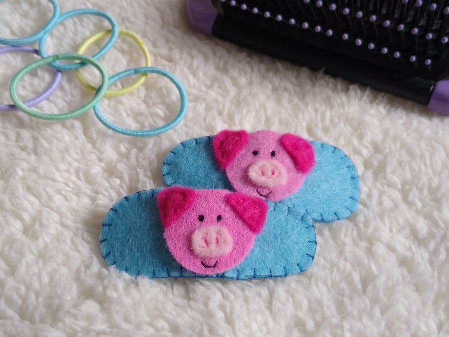 Pig toddler hair clips, felt hair accessories