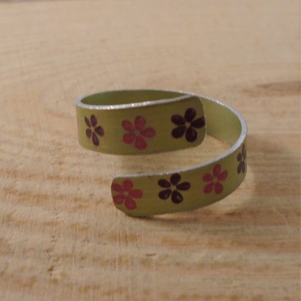 Anodised Aluminium Yellow Flower Cross Over Adjustable Ring AAR111812