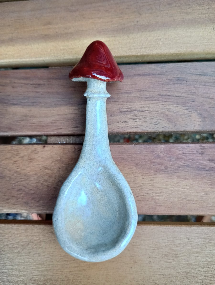 Mushroom scoop 