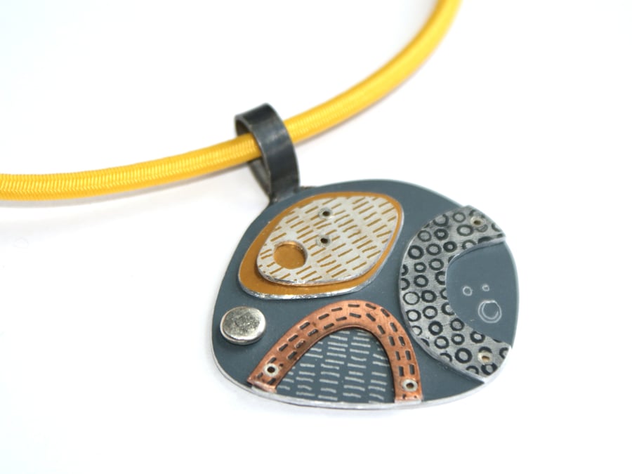 Abstract pebble necklace grey and yellow