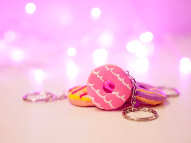 Retro classic Iced ring biscuit necklace OR keyring ONE SUPPLIED