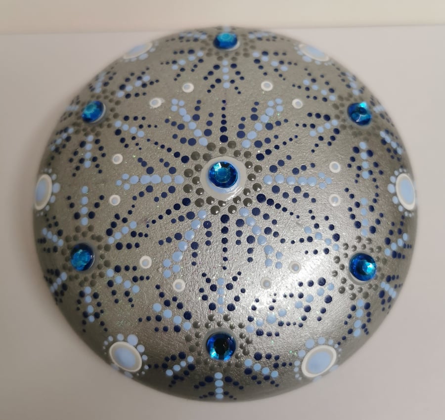 Hand painted 'icy' Christmas stone