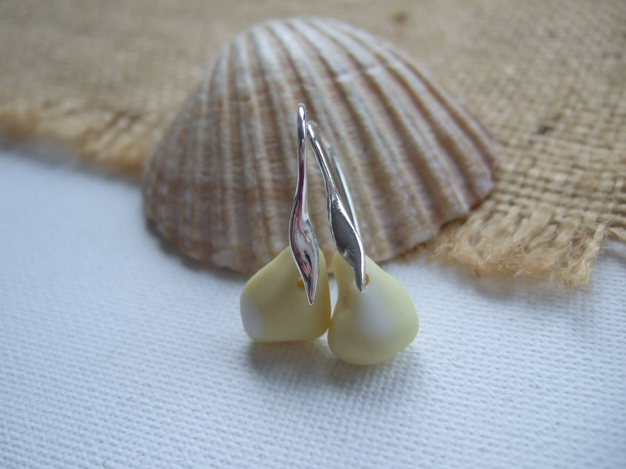 Pastel Yellow Seaham sea glass earring, yellow white sea glass earrings, 1950s