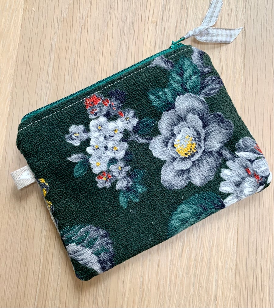 Vintage barkcloth green floral coin purse