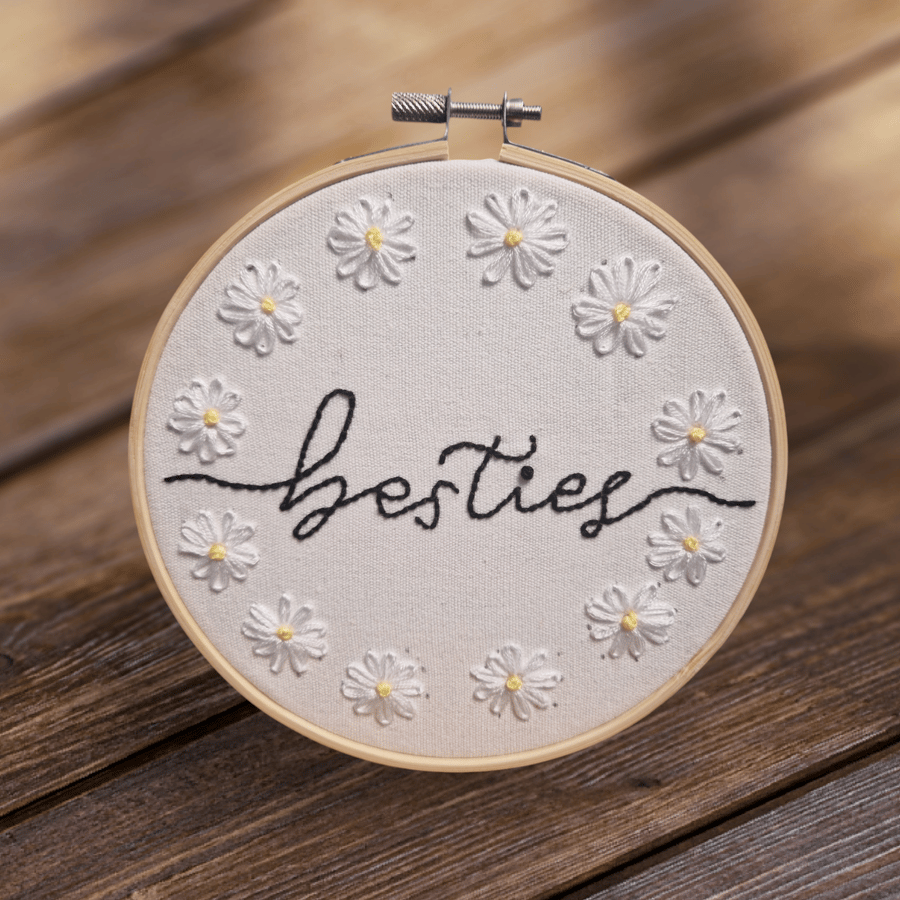 Daisy chain 'besties' embroidery hoop art Folksy