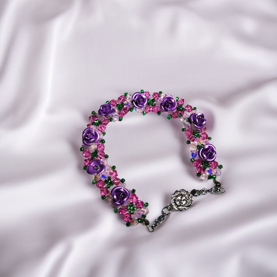 Enchanted Blooms: Rose-inspired Bracelet with Swarovski Sparkle