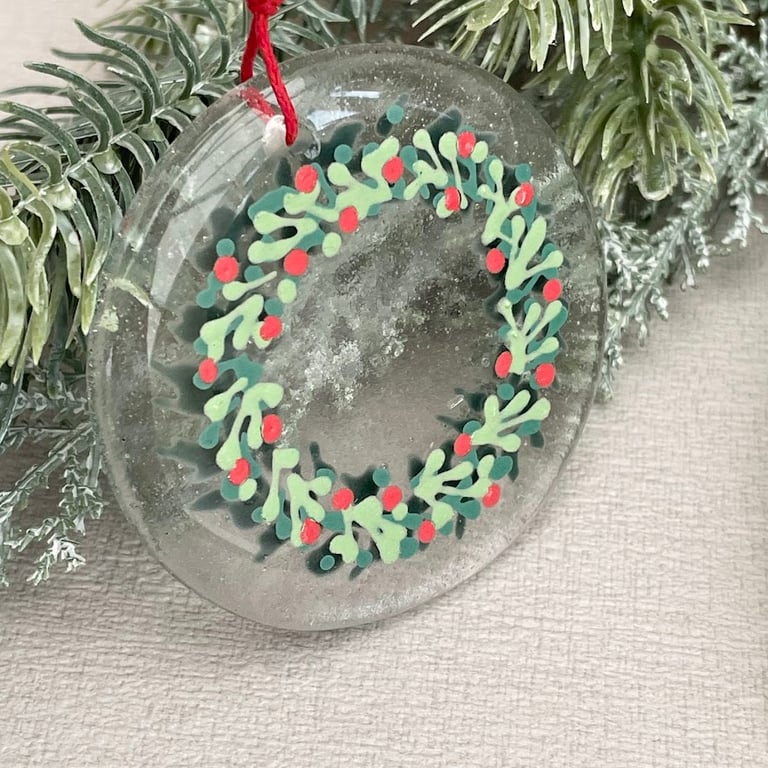 Wreath - hand painted fused glass Christmas Decoraion