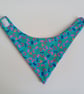 Bandana bib, bib, patchwork bandana bib, quilted bib, reversible bandana bib - Image 3