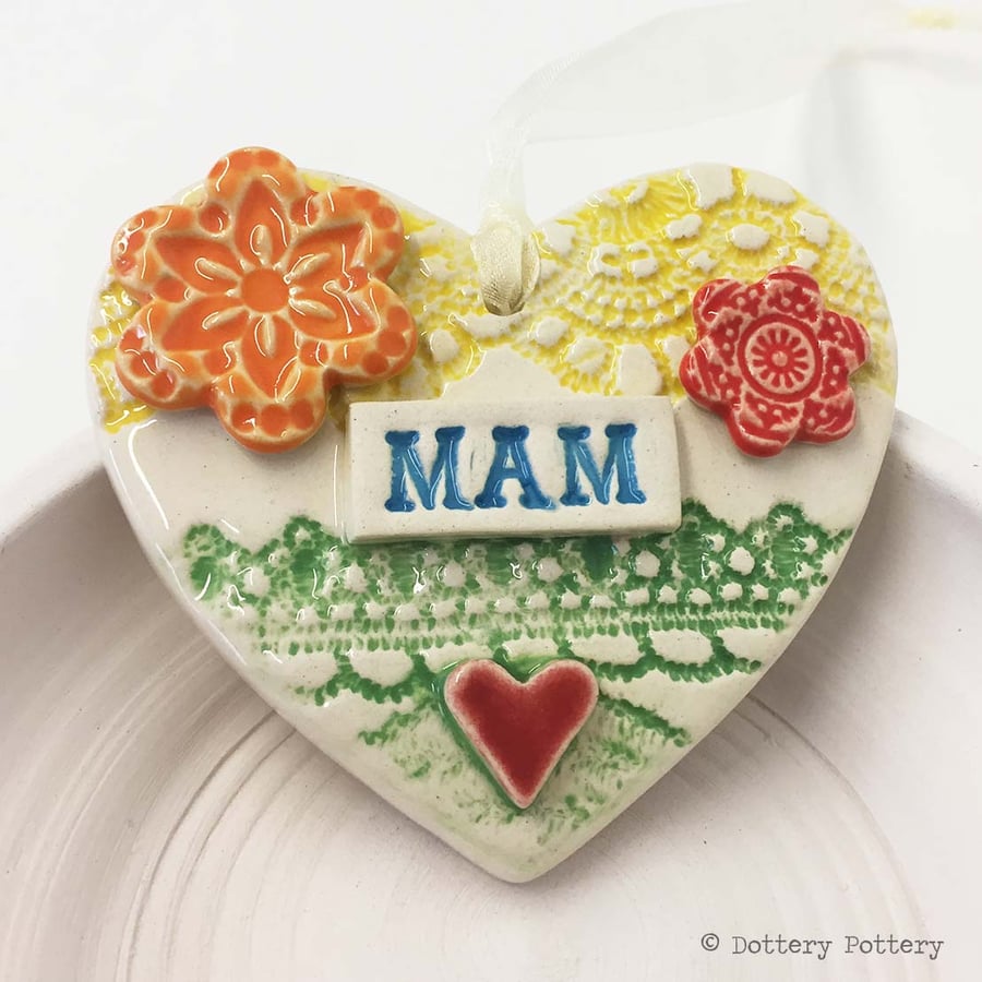 Pottery decoration Mam Heart Ceramic lace pattern Mother's Day