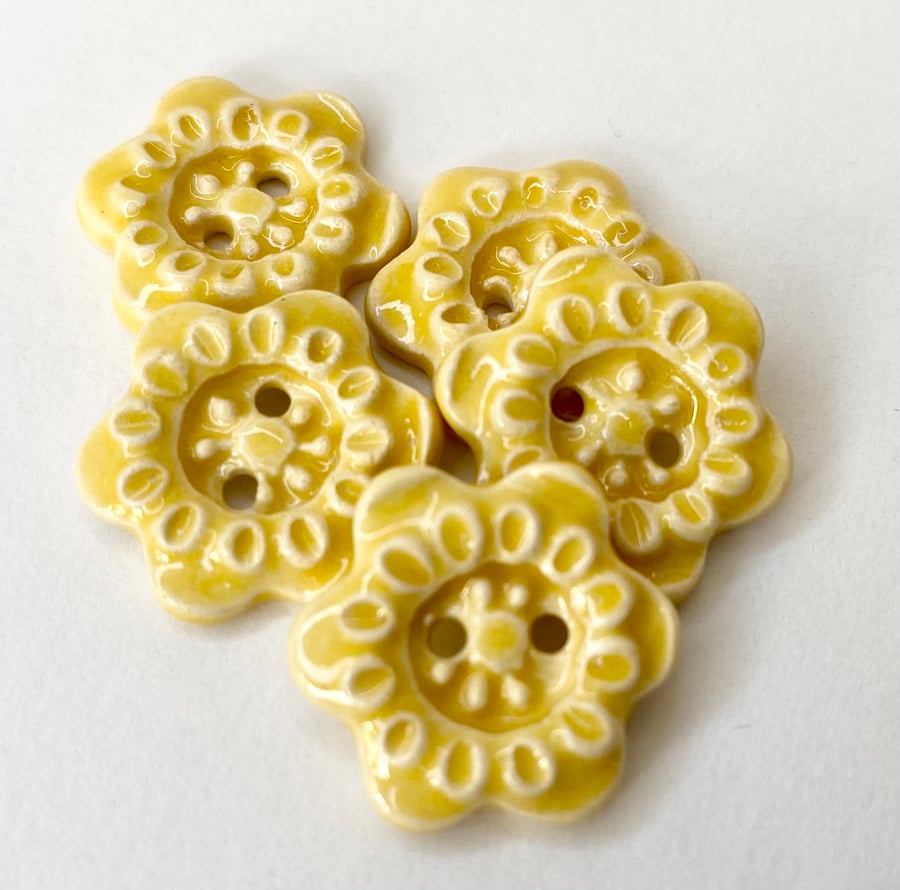 Set of fI’ve little handmade ceramic flower buttons yellow
