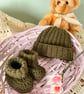 Cosy Baby Hat & Booties set 3-6 months - Image 5