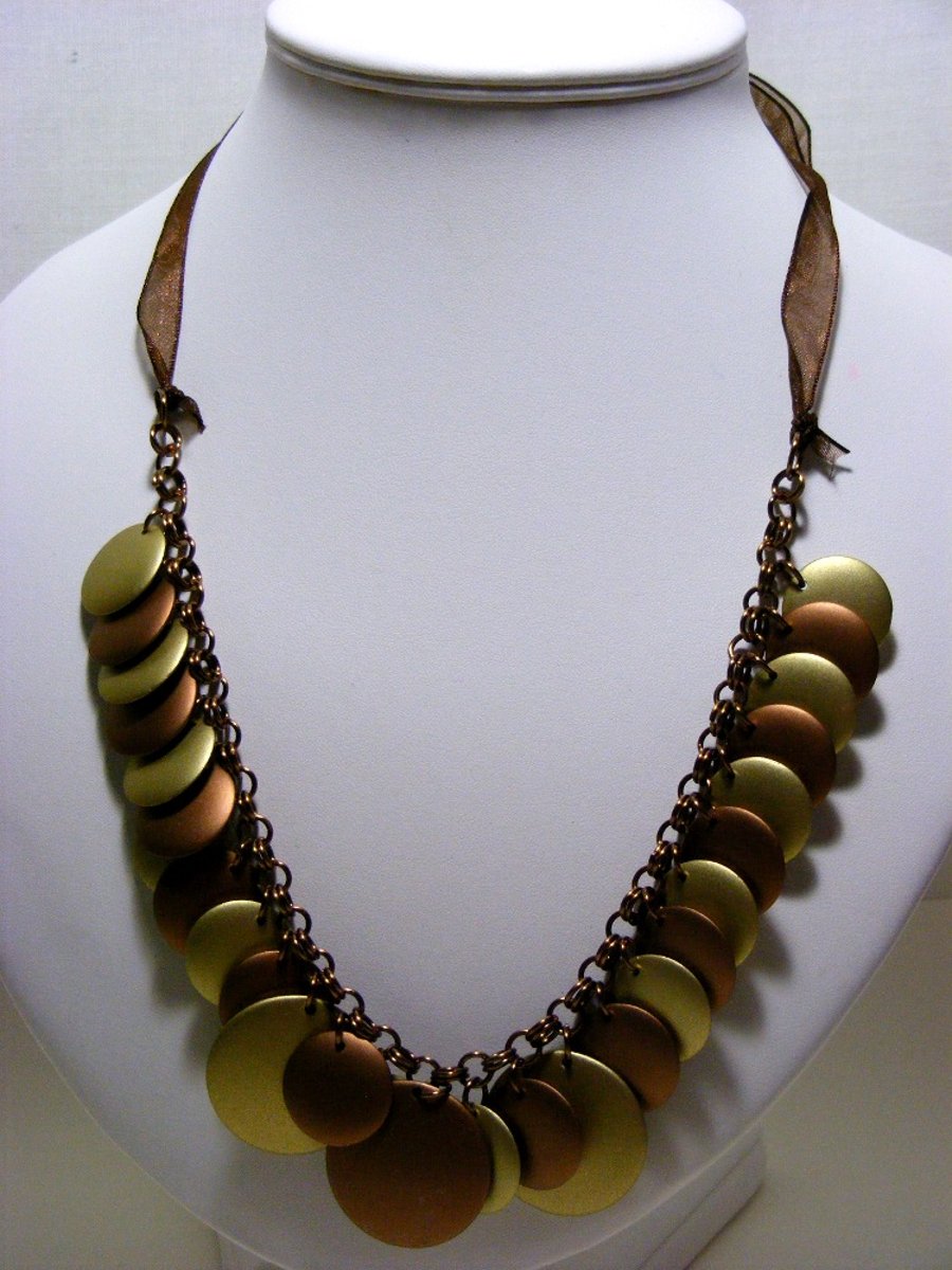 Disc Chainmaille Necklace.
