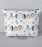 Large zipped pouch, project bag, cosmetic bag, hedgehogs - Image 8