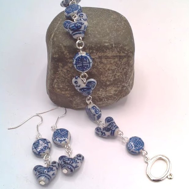 White with Blue Pattern Ceramic Chicken and Coin Bead Bracelet and Earrings Set