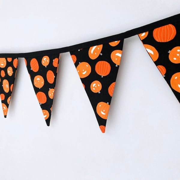 Orange Pumpkins Cotton Fabric Bunting: Halloween decor.