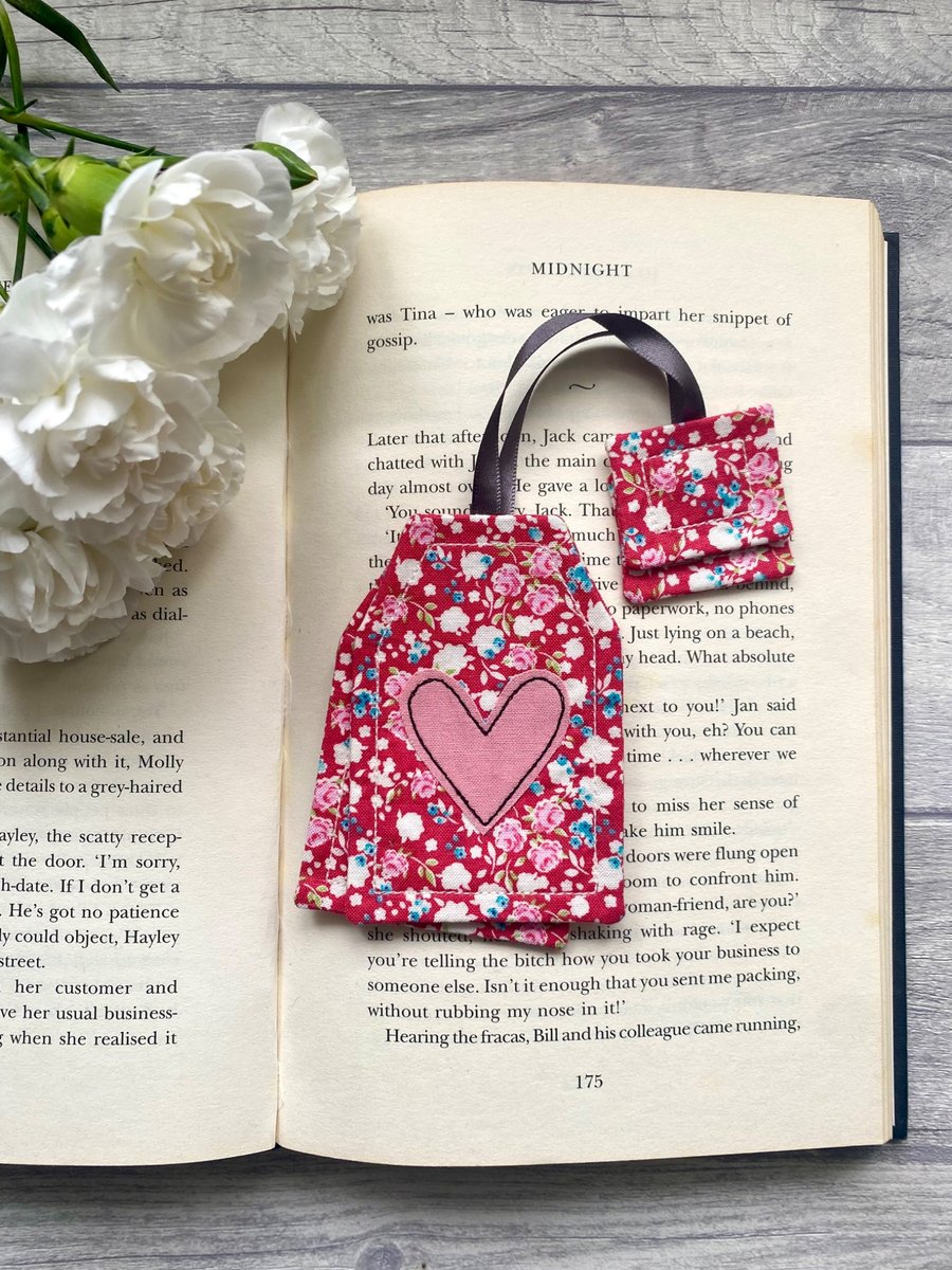 Tea bag bookmark