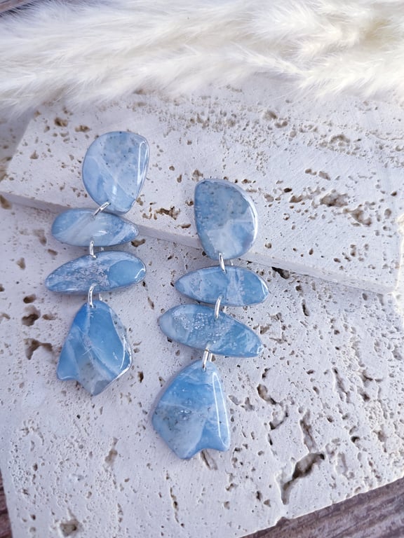 Marbled blue, white and silver earrings 