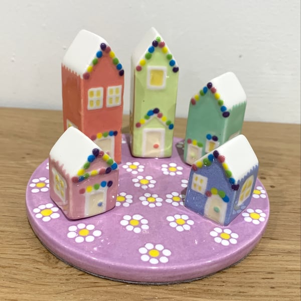 PRIVATE LISTING - TRACY NIXON Ceramic Spring Houses