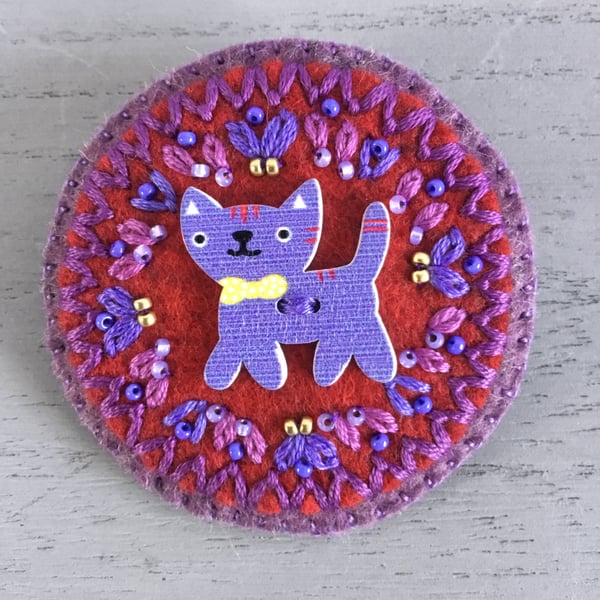 Hand Embroidered Lavender Cat Brooch 