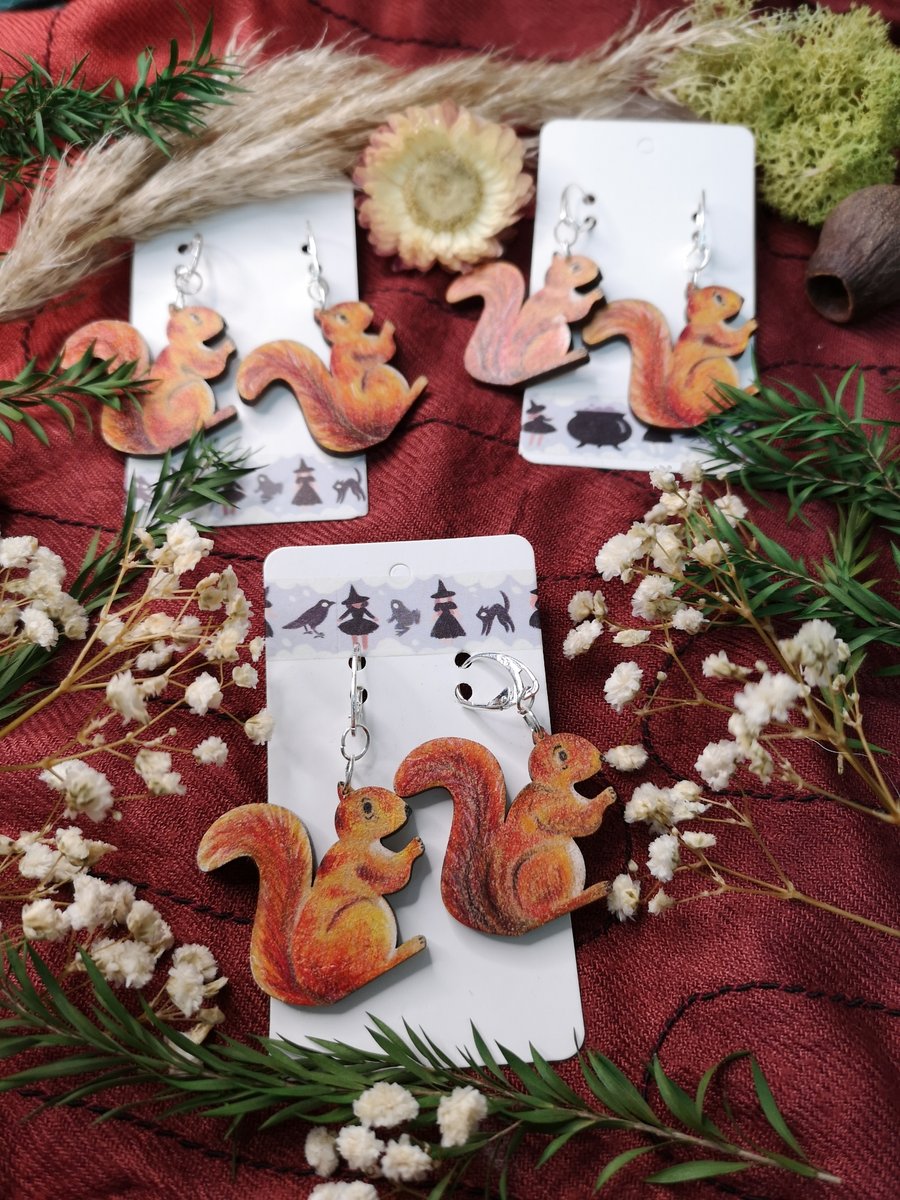 Stirling Silver Wooden Red Squirrel Earrings. 