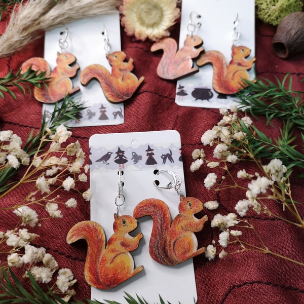 Stirling Silver Wooden Red Squirrel Earrings. 