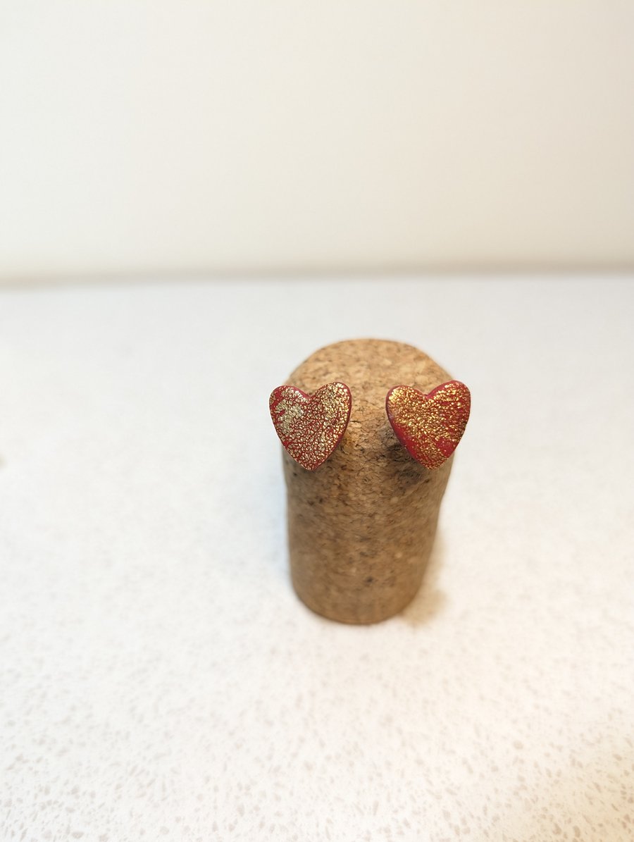 Red heart and gold stud earrings 